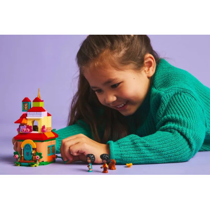 Конструктор LEGO Disney Мини-домик Энканто 43261