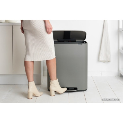 Система сортировки мусора Brabantia Bo Pedal Bin 2 x 30 л (минерально-серый)