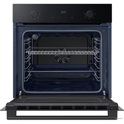 Электрический духовой шкаф Samsung NV68A1140BK/EO