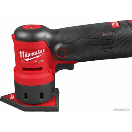 Дельташлифмашина Milwaukee M12FDSS-422X 4933479681 (с 2-мя АКБ 2 Ач, 4 Ач)