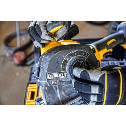 Штроборез DeWalt DCG200T2 (с 2-мя АКБ, кейс)