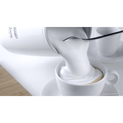 Автоматический вспениватель молока DeLonghi Alicia Черный [EMF2.BK]
