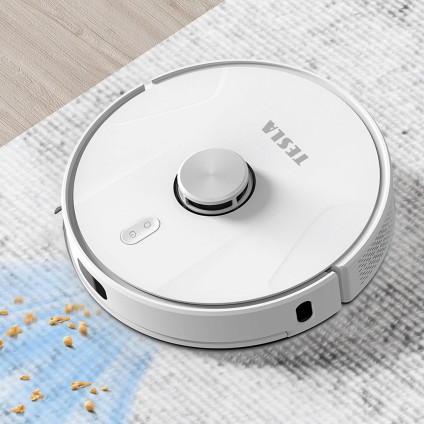 Робот-пылесос Tesla Electronics RoboStar iQ700
