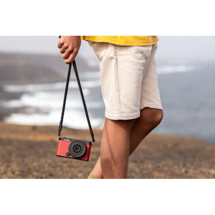 Беззеркальный фотоаппарат Panasonic Lumix S9 Body (красный)