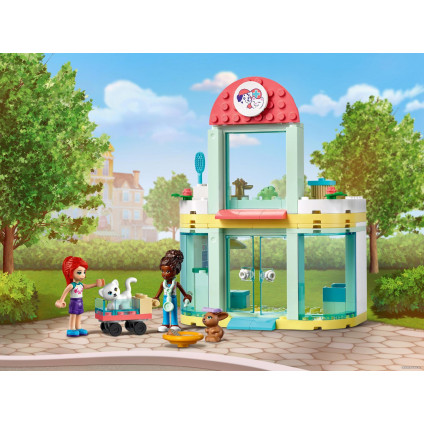 Конструктор LEGO Friends 41695 Клиника для домашних животных