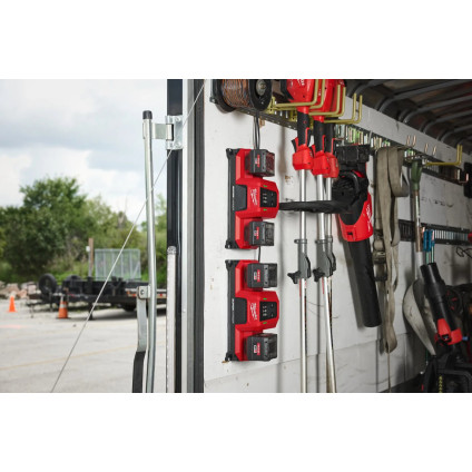 Зарядное устройство Milwaukee M18MDBSC 4932498557 (18В)