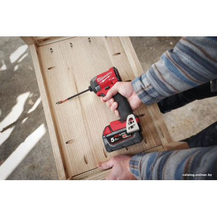 Винтоверт Milwaukee M18 FUEL M18FID3-502X 4933479865 (с 2-мя АКБ, кейс)