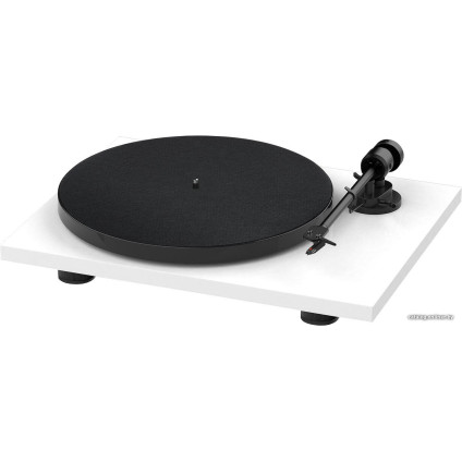 Виниловый проигрыватель Pro-Ject E1 (белый)