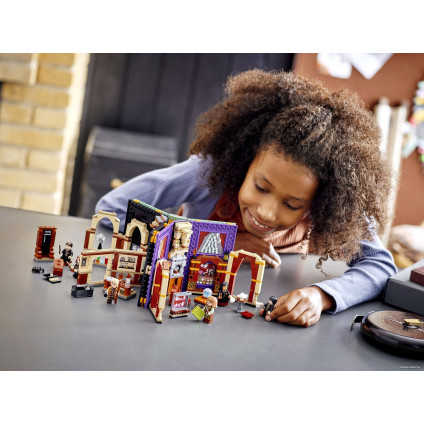 Конструктор LEGO Harry Potter 76396 Учеба в Хогвартсе: Урок прорицания