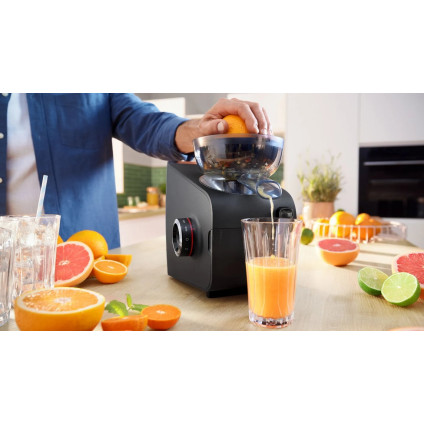 Мясорубка Bosch Serie 6 MFWS682B