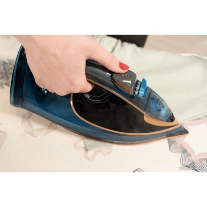 Утюг Goetze & Jensen IG750