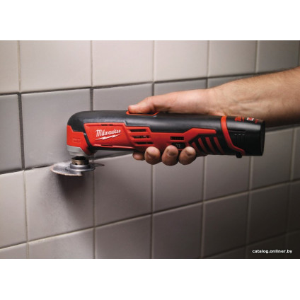 Реноватор Milwaukee C12 MT-0 4933427180 (без АКБ)