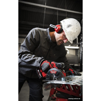 Дисковая (циркулярная) пила Milwaukee Fuel M18 FMCS-0X (без АКБ)