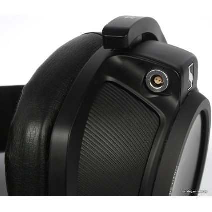 Наушники Sennheiser HD 820