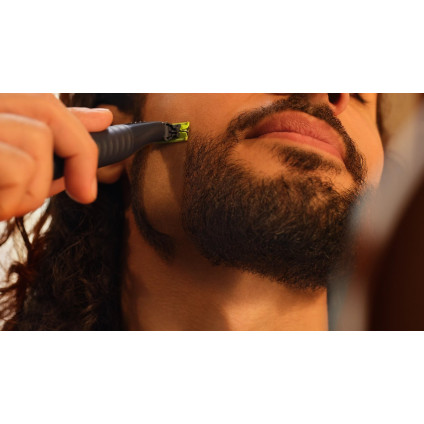Универсальный триммер Philips OneBlade QP1424/65
