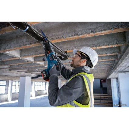 Сабельная пила Bosch GSA 185-LI Professional 06016C0020 (без АКБ)