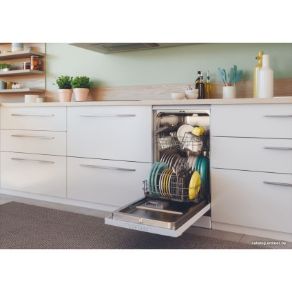 Отдельностоящая посудомоечная машина Candy CDPH 2D1047W