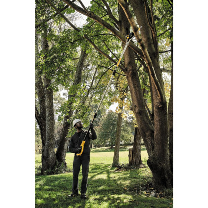 Высоторез DeWalt DCMPS567P1 (с 1-им АКБ)