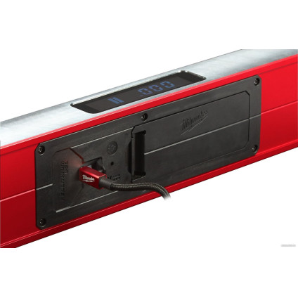 Уровень строительный Milwaukee 4933471978