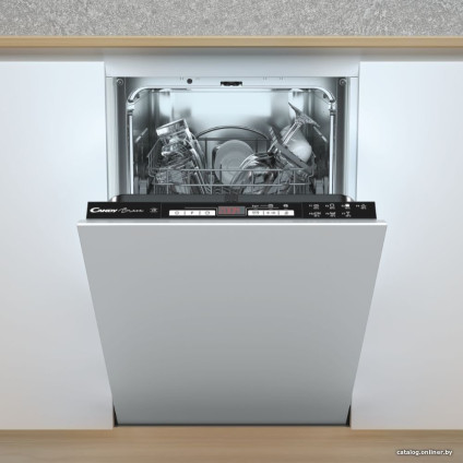 Встраиваемая посудомоечная машина Candy CDIH 2T1047