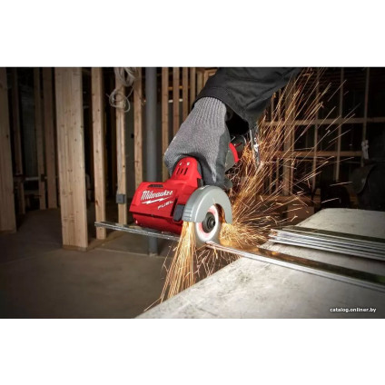 Монтажная (отрезная) пила Milwaukee M12 FCOT-422X Fuel 4933464619 (с 2-мя АКБ, кейс)