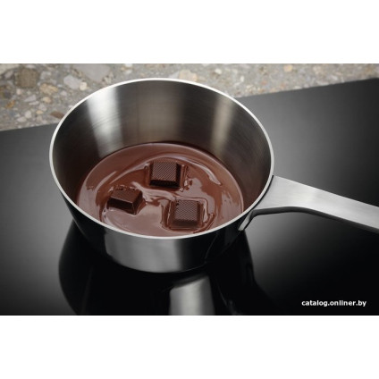 Варочная панель Electrolux LIV63431BK