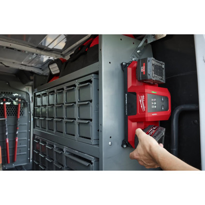 Зарядное устройство Milwaukee M18MDBSC 4932498557 (18В)