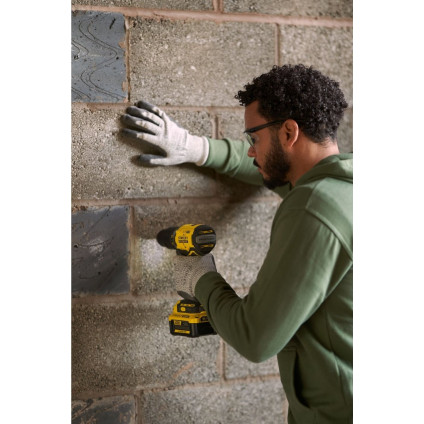 Ударная дрель-шуруповерт Stanley SFMCD715M2K (с 2-мя АКБ, кейс)