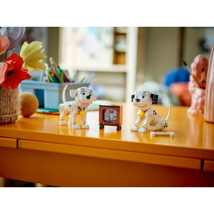 Конструктор LEGO Disney Лаки и Пенни 101 далматинец 43271