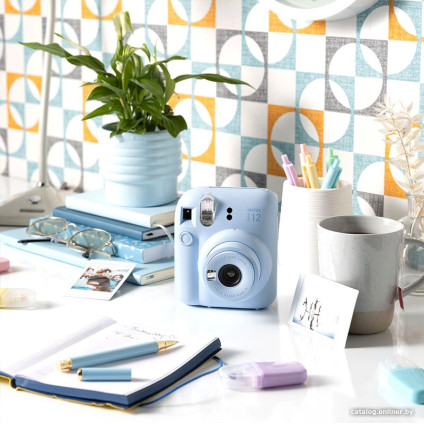 Фотоаппарат Fujifilm Instax Mini 12 (голубой)