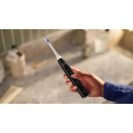 Электрическая зубная щетка Philips Sonicare 6500 HX7411/01