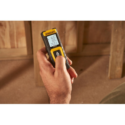 Лазерный дальномер Stanley STHT77100-0