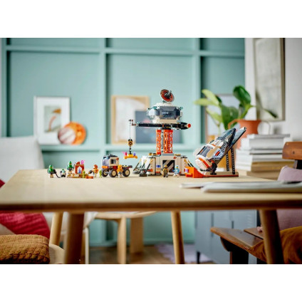 Конструктор LEGO City 60434 Космическая база и площадка для ракет