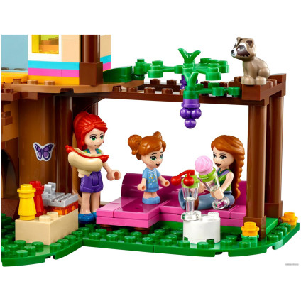 Конструктор LEGO Friends 41679 Домик в лесу
