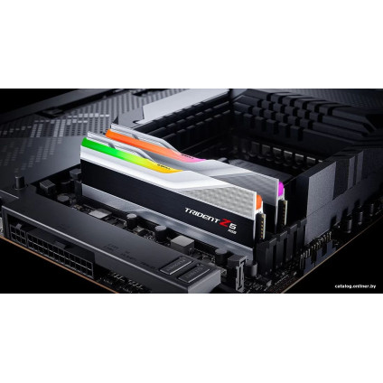 Оперативная память G.Skill Trident Z5 RGB 2x32ГБ DDR5 6000 МГц F5-6000J3040G32GX2-TZ5RS