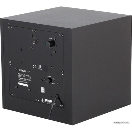 Проводной сабвуфер Yamaha NS-SW050 (черный)