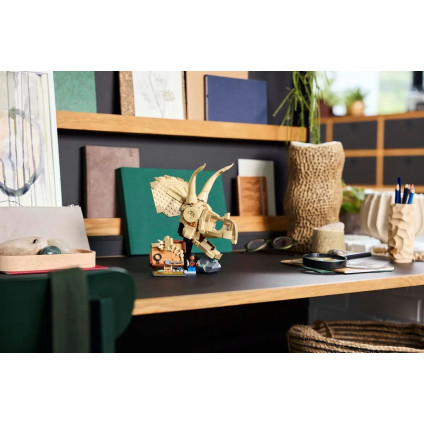 Конструктор LEGO Jurassic World Окаменелости динозавров череп трицератопса 76969