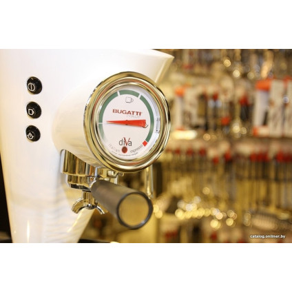 Рожковая кофеварка Bugatti 15-DIVAC1 (белый)