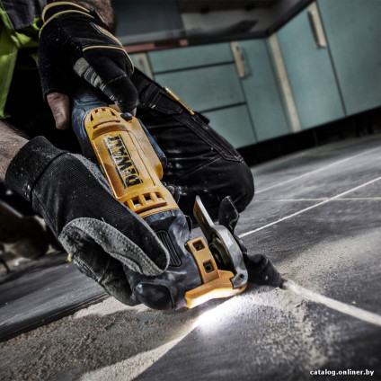 Реноватор DeWalt DWE315KT
