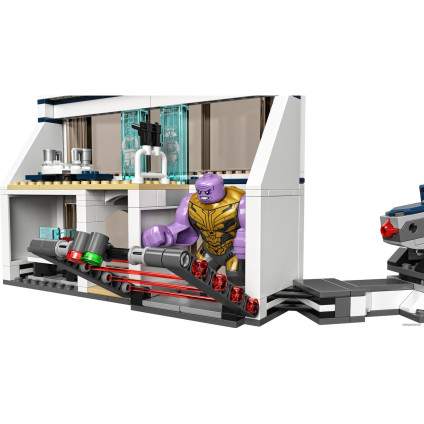 Конструктор LEGO Marvel Super Heroes 76192 Мстители: Финал — решающая битва