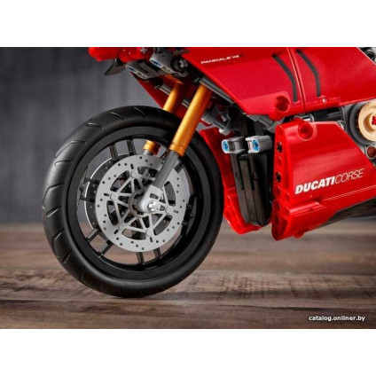 Конструктор LEGO Technic 42107 Ducati Panigale V4 R