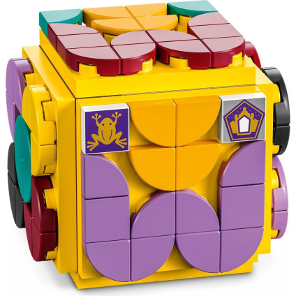 Конструктор LEGO DOTS 41811 Настольный комплект Хогвартс