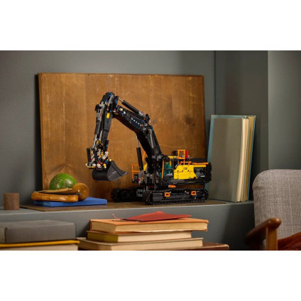 Конструктор LEGO Technic 42215 Гибридный экскаватор Volvo EC500