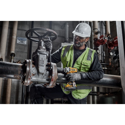 Гайковерт DeWalt DCF891H2T (с 2-мя АКБ, кейс)