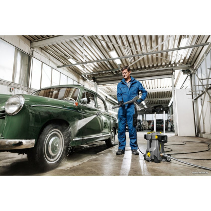 Мойка высокого давления Karcher HD 5/11 P Plus 1.520-961.0