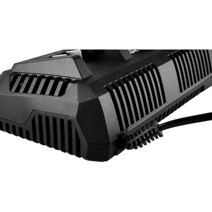 Аккумулятор с зарядным устройством GRAPHITE 58GE134 (18В/4 Ah + 18В)