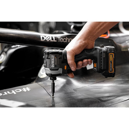 Винтоверт DeWalt DCF85ME2GT (с 2-мя АКБ, кейс)