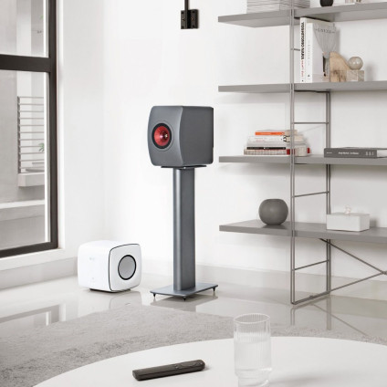 Проводной сабвуфер KEF KC62 (белый)