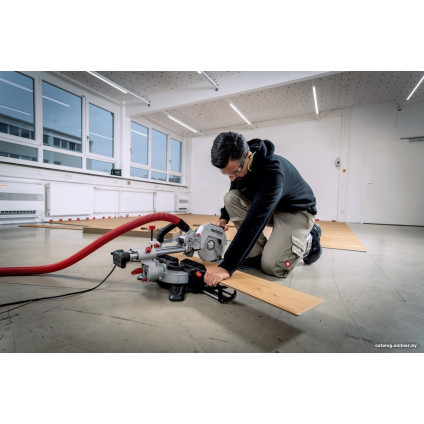 Торцовочная пила Metabo KGS 216 M 613216000