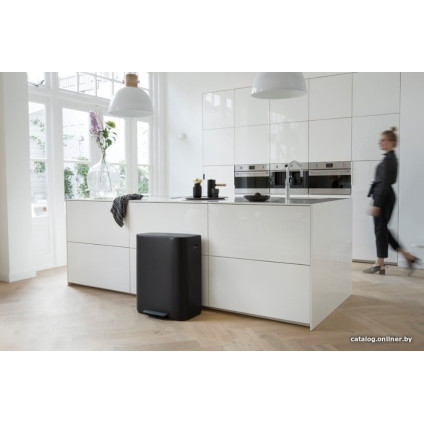 Система сортировки мусора Brabantia Bo Pedal Bin 2 x 30 л (черный матовый)